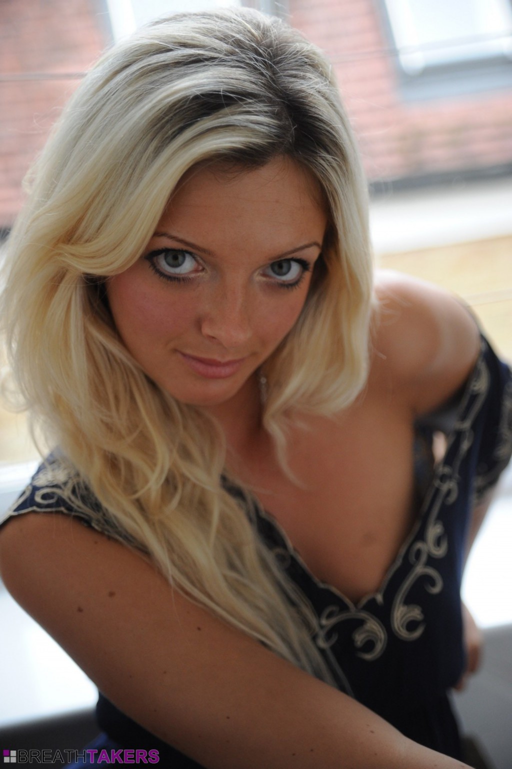 Zuziana Is One Sexy MILF