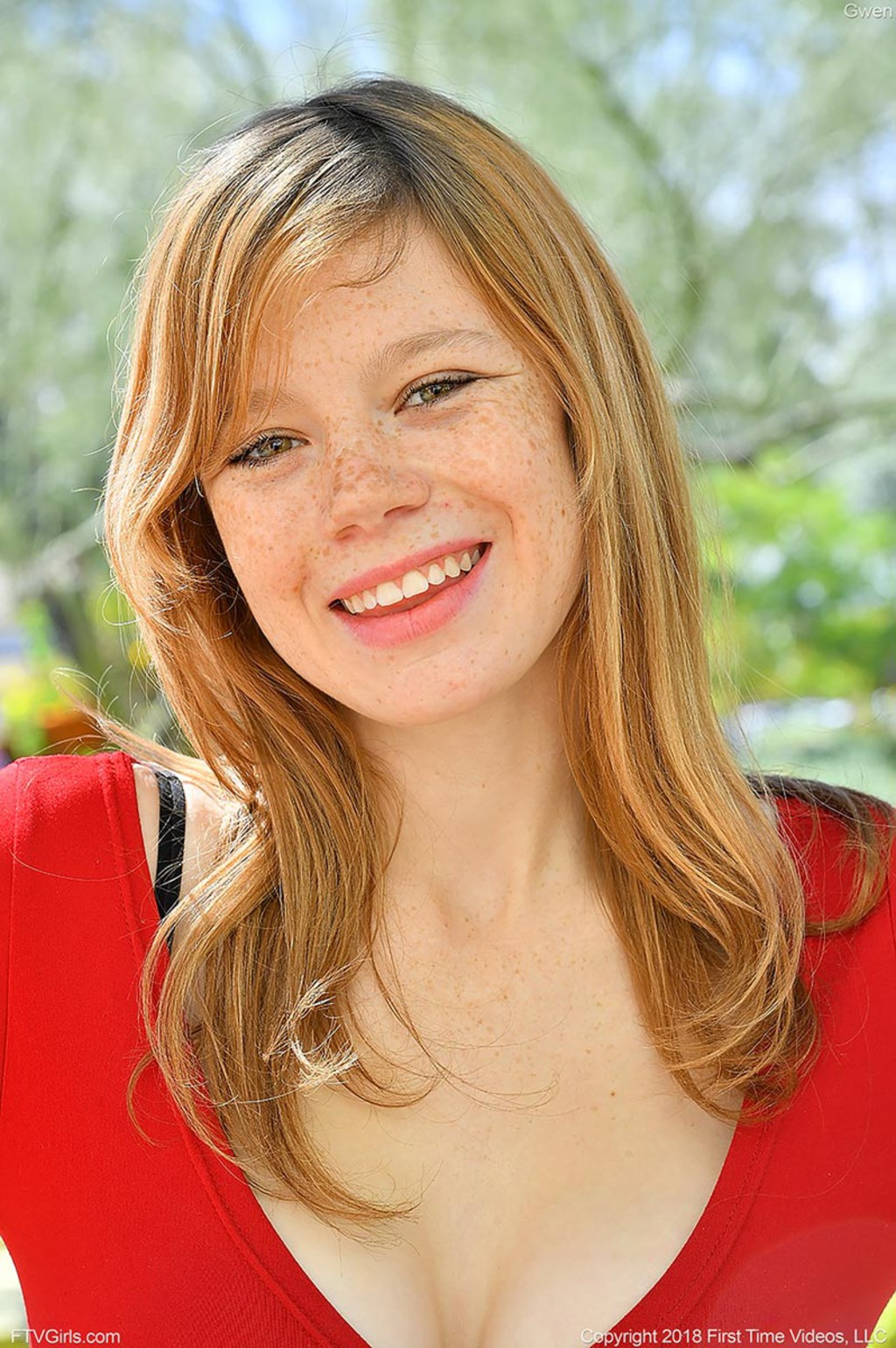 Gwen Is One Sexy Redhead