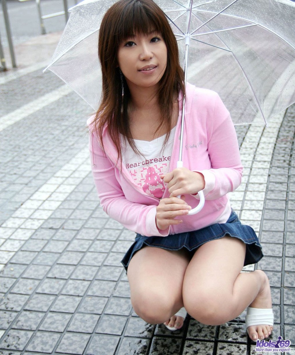 Young Japanese Girl Yuka Exposes Her Great Tits