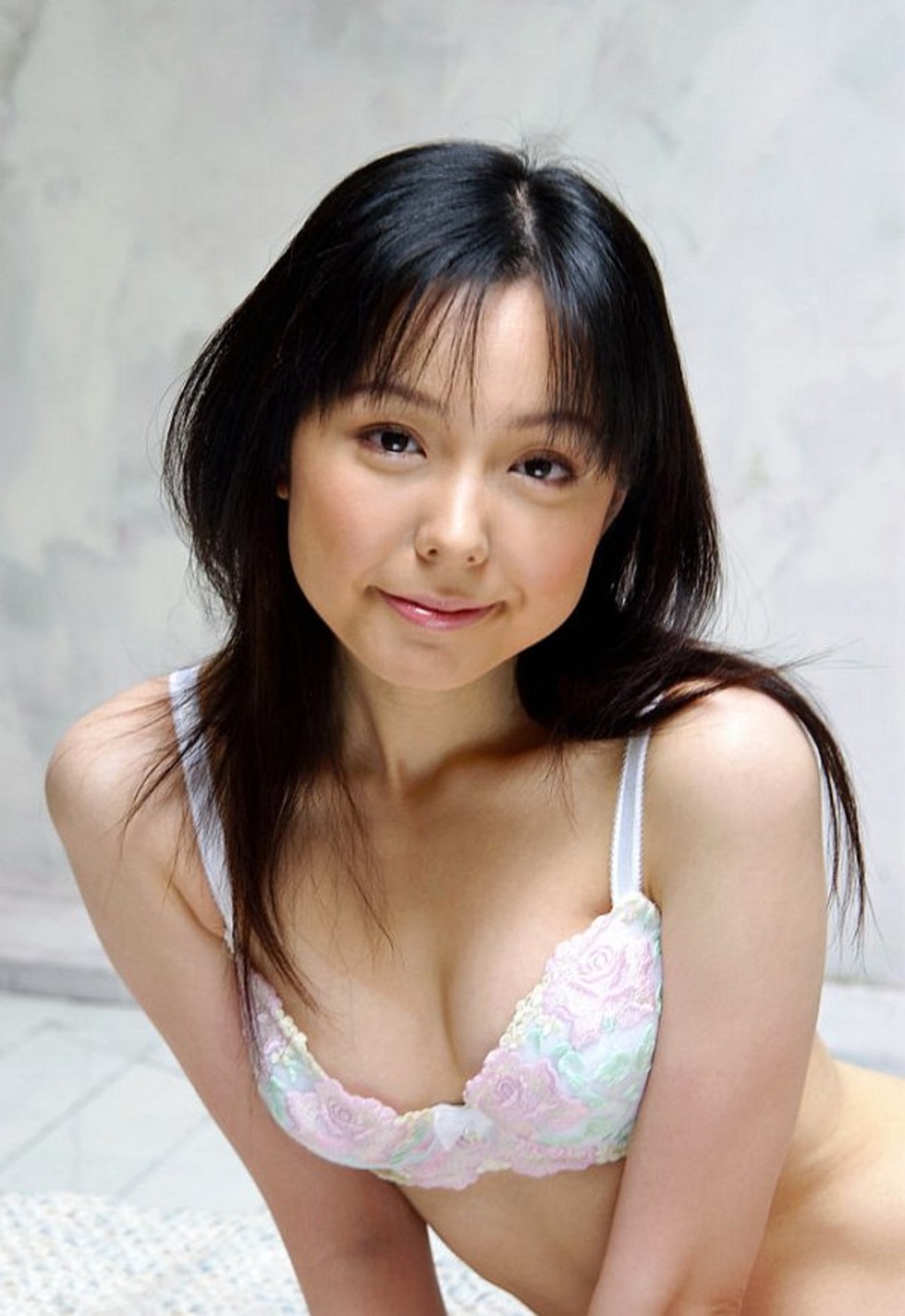 Sweet Japanese Teen Yui Hasumi