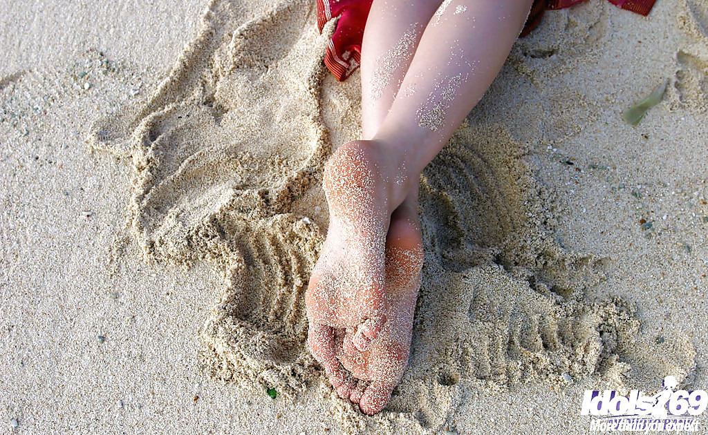 Adorable Asian Babe Yua Aida