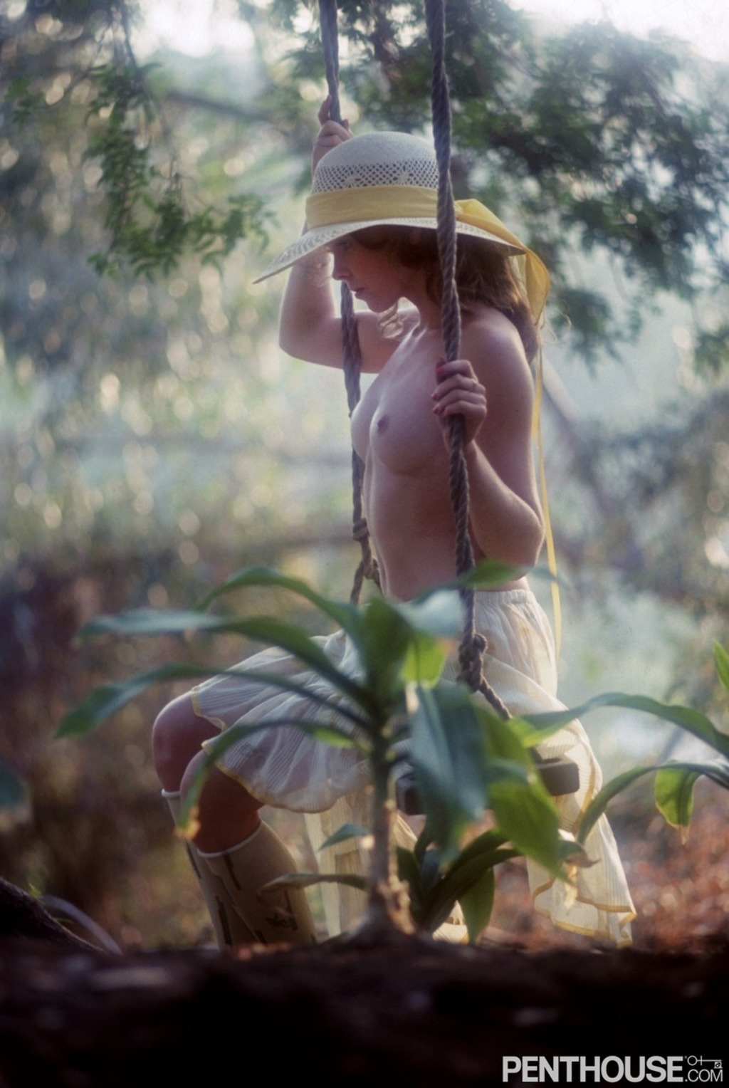 Vintage Hottie Betsy Harris Shows