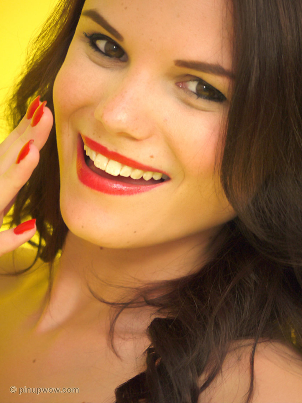 Modern Beauty Mia