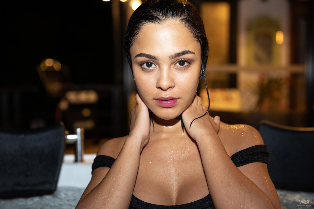 Sexy Latina Babe Kaley Jones Washes Her Big Boobs